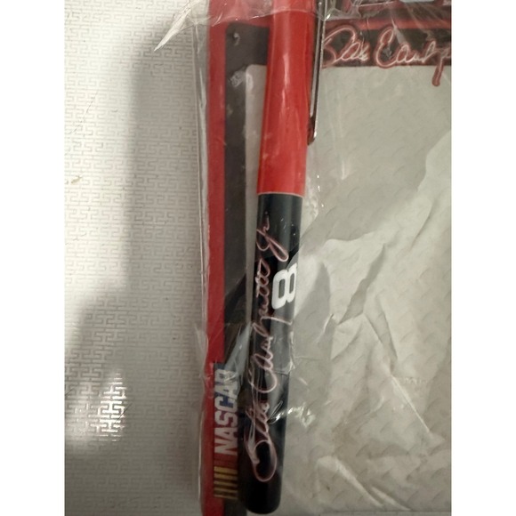 Dale Earnhardt Jr NASCAR #8 Shaped Notepad & Pen Set‎ Martin Designs - Picture 5 of 5